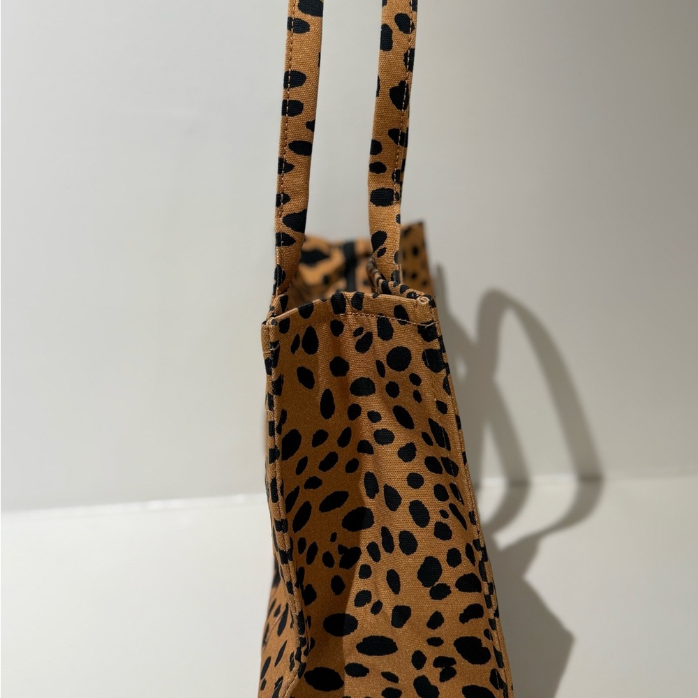 NWT Marc Jacobs large cheetah print canvas tote (LAST ONE!) - Picture 3 of 8